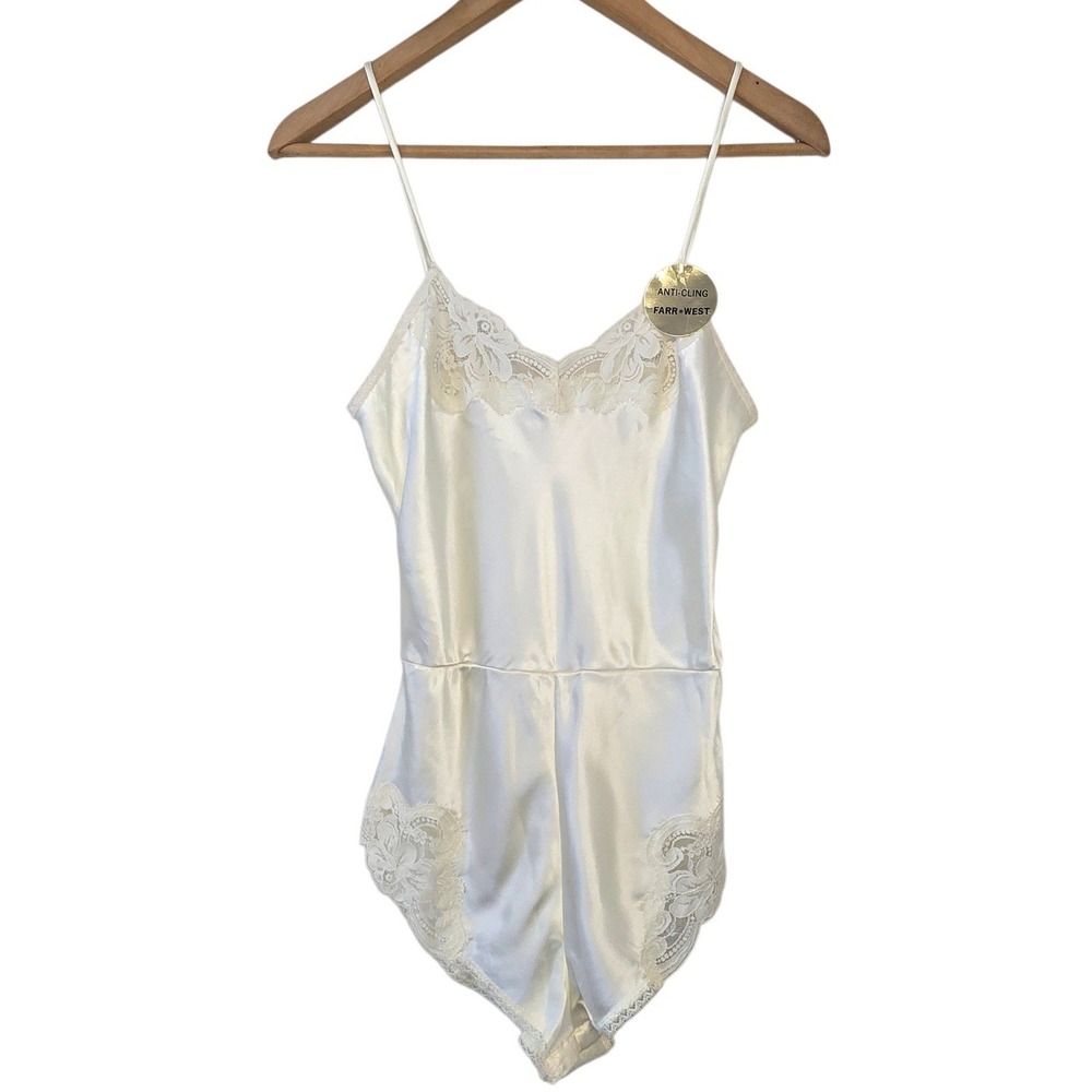Vintage Farr West Lindsey Roscoe Teddy Petite Small Ivory Satin Lace USA